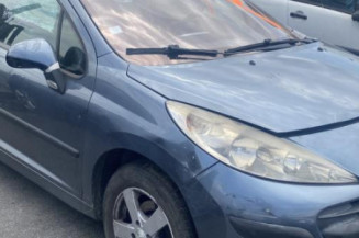 Vitre avant gauche PEUGEOT 207