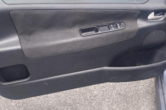 Vitre avant gauche PEUGEOT 207