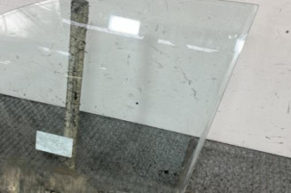 Vitre avant gauche HYUNDAI GETZ