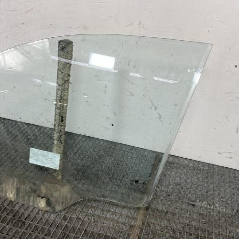 Vitre avant gauche HYUNDAI GETZ Photo n°3