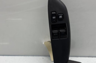 Interrupteur de leve vitre avant gauche TOYOTA YARIS 1 Photo n°1