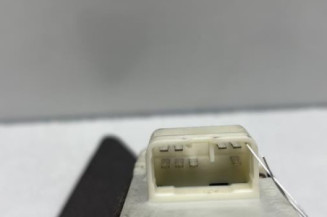 Interrupteur de leve vitre avant gauche TOYOTA YARIS 1