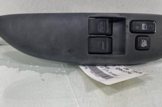 Interrupteur de leve vitre avant gauche TOYOTA YARIS 1 Photo n°1