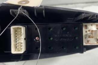 Interrupteur de leve vitre avant gauche HYUNDAI TUCSON 1