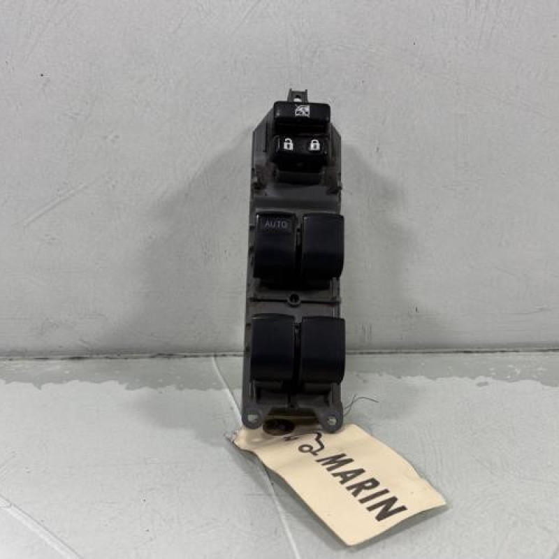 Interrupteur de leve vitre avant gauche TOYOTA AURIS 1 Photo n°1