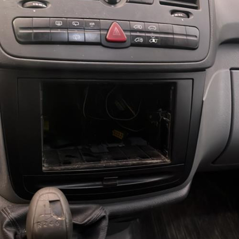 Eclairage de plafonnier MERCEDES VITO 639 Photo n°11