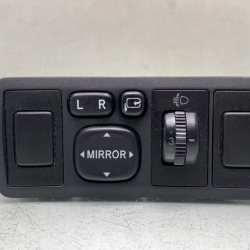 Commande de phare TOYOTA AVENSIS 2 Photo n°1