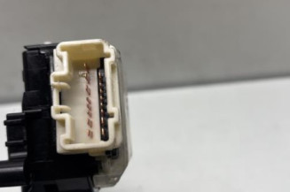 Commodo phare TOYOTA AVENSIS 2