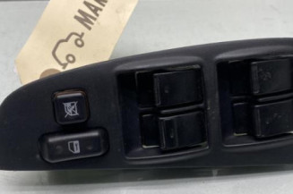 Interrupteur de leve vitre avant gauche TOYOTA AVENSIS 2 Photo n°1