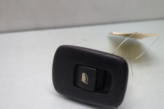 Interrupteur de leve vitre arriere droit PEUGEOT 207 Photo n°1