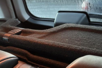 Interrupteur de leve vitre arriere droit PEUGEOT 207