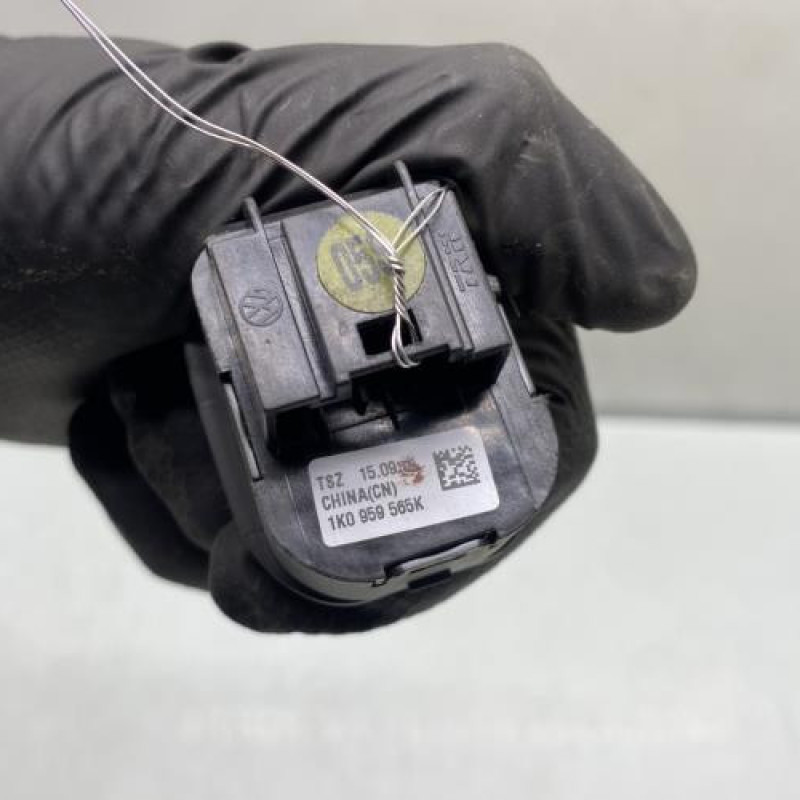 Commande retroviseurs VOLKSWAGEN GOLF 6 Photo n°4