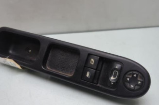 Interrupteur de leve vitre avant gauche CITROEN C3 PICASSO Photo n°1