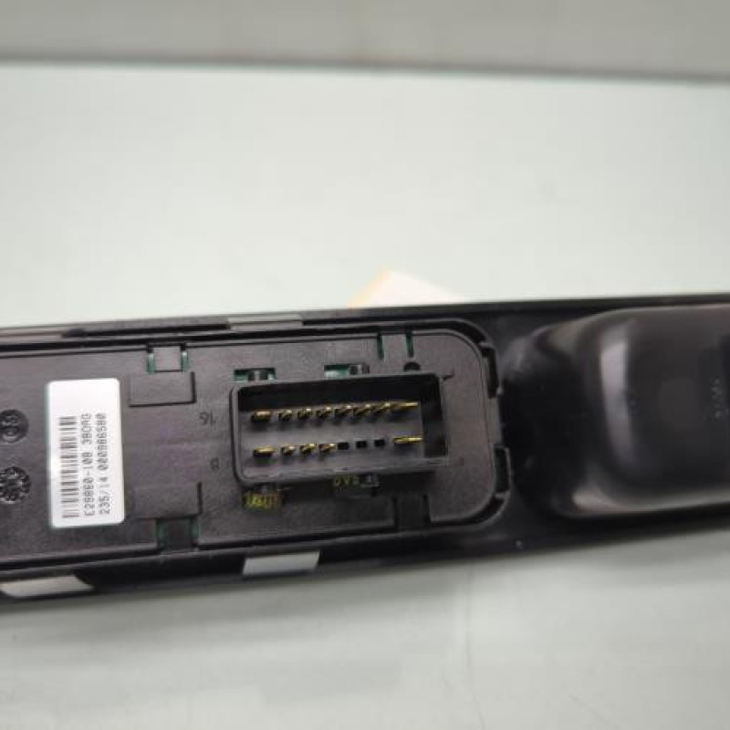 Interrupteur de leve vitre avant gauche CITROEN C3 PICASSO Photo n°3