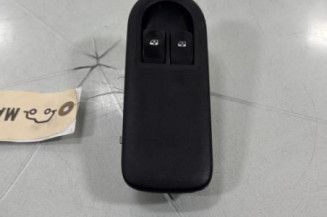 Interrupteur de leve vitre avant gauche RENAULT CLIO 3 Photo n°1