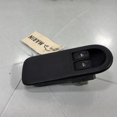 Interrupteur de leve vitre avant gauche RENAULT CLIO 3