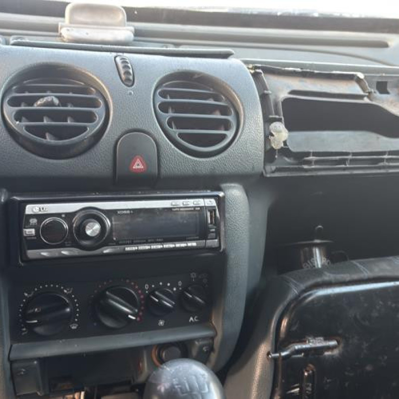 Interrupteur de leve vitre avant droit RENAULT KANGOO 1 Photo n°18