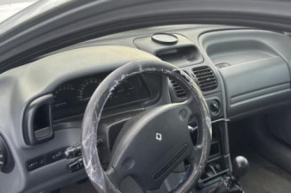 Commodo phare RENAULT LAGUNA 1