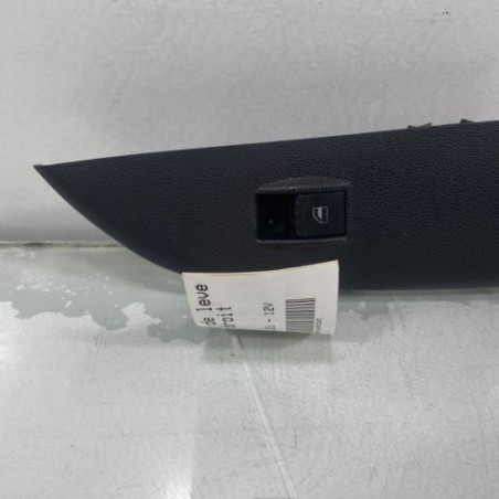 Interrupteur de leve vitre avant droit SKODA FABIA 1 Photo n°1