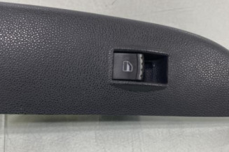 Interrupteur de leve vitre avant droit SKODA FABIA 1