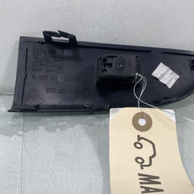 Interrupteur de leve vitre avant droit SKODA FABIA 1 Photo n°3