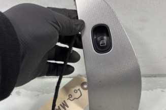 Interrupteur de leve vitre avant droit MERCEDES CLASSE CLK 209