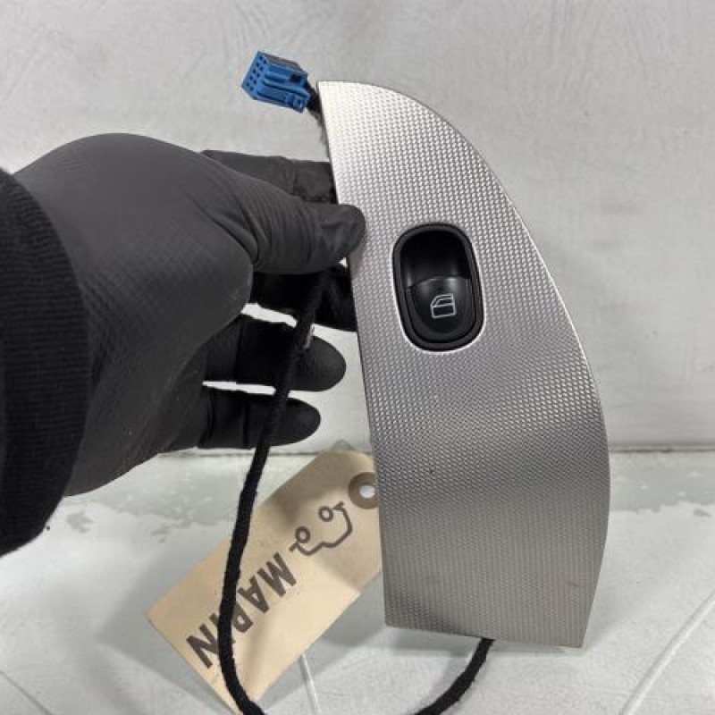 Interrupteur de leve vitre avant droit MERCEDES CLASSE CLK 209 Photo n°4