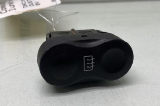 Commande degivrage lunette arriere DACIA DUSTER 1 Photo n°1