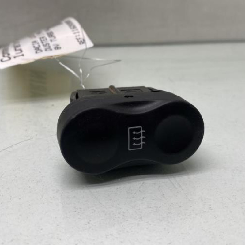 Commande degivrage lunette arriere DACIA DUSTER 1 Photo n°1