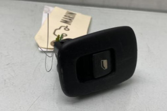 Interrupteur de leve vitre arriere droit PEUGEOT 207 Photo n°1