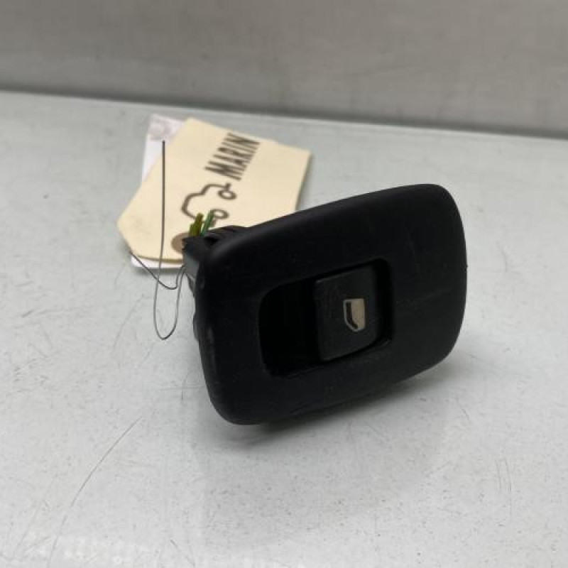 Interrupteur de leve vitre arriere droit PEUGEOT 207 Photo n°1