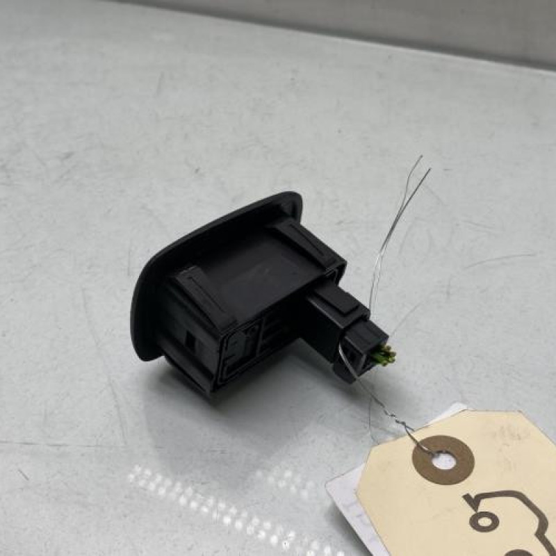 Interrupteur de leve vitre arriere droit PEUGEOT 207 Photo n°2