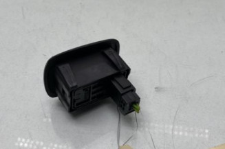 Interrupteur de leve vitre arriere gauche PEUGEOT 207