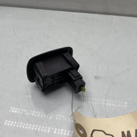 Interrupteur de leve vitre arriere gauche PEUGEOT 207