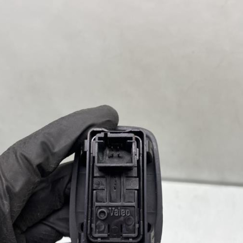 Interrupteur de leve vitre arriere gauche PEUGEOT 207 Photo n°3