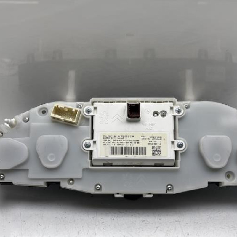 Compteur PEUGEOT 208 1 Photo n°6