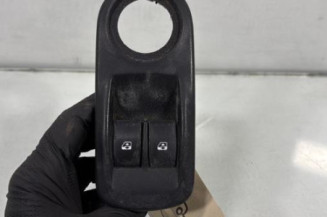 Interrupteur de leve vitre avant gauche RENAULT TRAFIC 2 Photo n°1