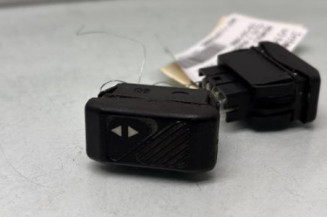 Interrupteur de leve vitre avant gauche RENAULT CLIO 1 Photo n°1