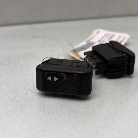 Interrupteur de leve vitre avant gauche RENAULT CLIO 1 Photo n°1