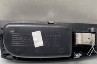Interrupteur de leve vitre avant droit VOLKSWAGEN FOX