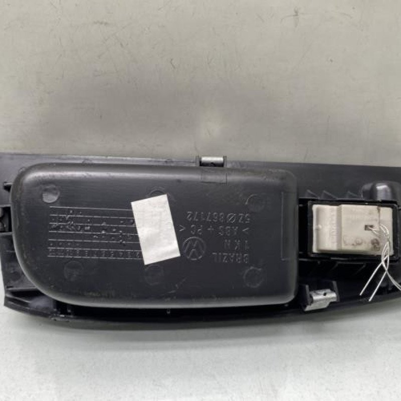 Interrupteur de leve vitre avant droit VOLKSWAGEN FOX Photo n°2