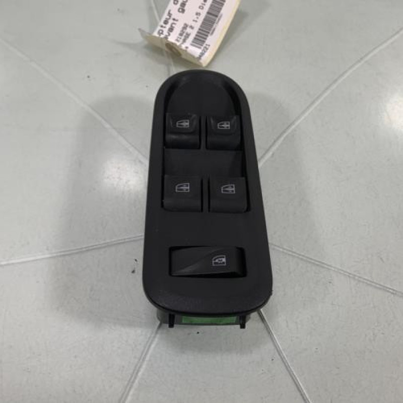 Interrupteur de leve vitre avant gauche DACIA DUSTER 1 Photo n°1