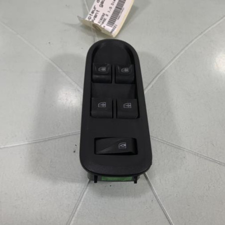 Interrupteur de leve vitre avant gauche DACIA DUSTER 1 Photo n°1