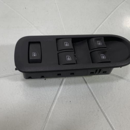 Interrupteur de leve vitre avant gauche DACIA DUSTER 1