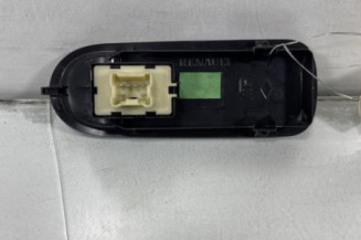 Interrupteur de leve vitre avant droit DACIA DUSTER 1