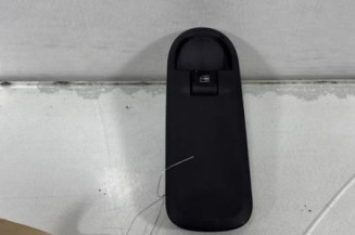 Interrupteur de leve vitre avant droit DACIA DUSTER 1