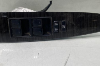 Interrupteur de leve vitre avant gauche TOYOTA AVENSIS 3 Photo n°1