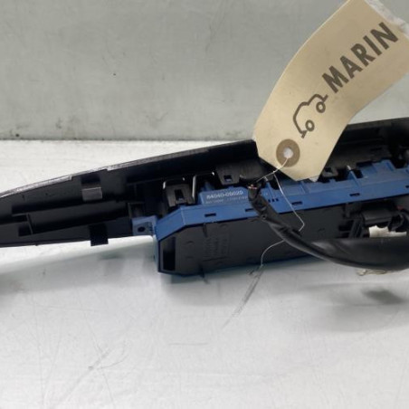 Interrupteur de leve vitre avant gauche TOYOTA AVENSIS 3