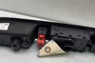 Interrupteur de leve vitre avant gauche OPEL MOKKA 1