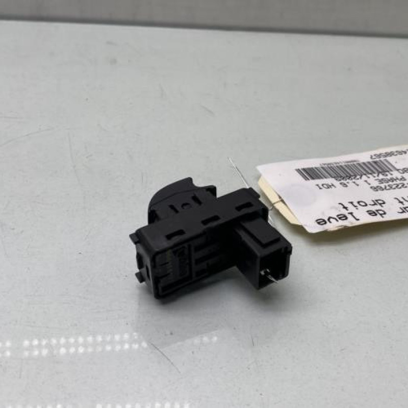 Interrupteur de leve vitre avant droit CITROEN BERLINGO 2 Photo n°2